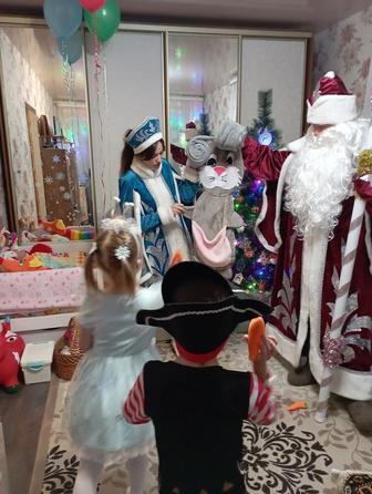 Дед Мороз и Снегурочка