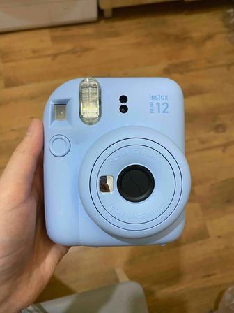 Камера instax mini 12