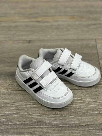 Детские кеды adidas