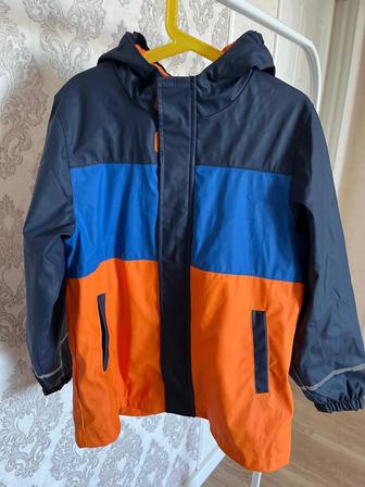 Теплая куртка на весну