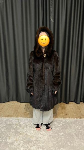 Норковая шуба в отличном состоянии