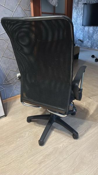 Кресло в хорошем состоянии