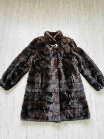 Продам норковую шубу