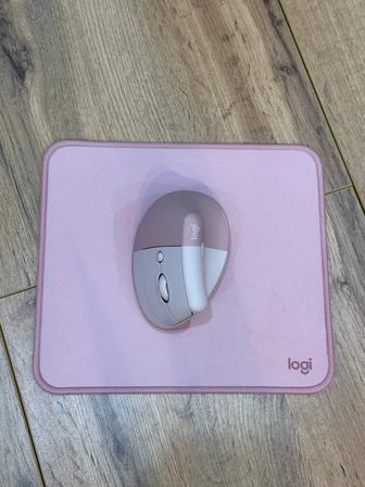 Продам эргономичную вертикальную мышь Logitech Lift с ковриком