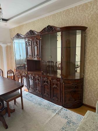 Горка для гостиной комнаты
