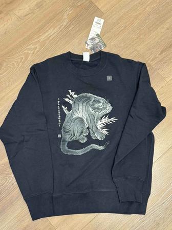 Свитшот Uniqlo