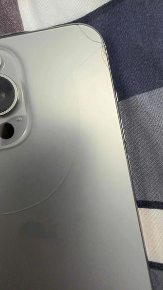 Продам айфон