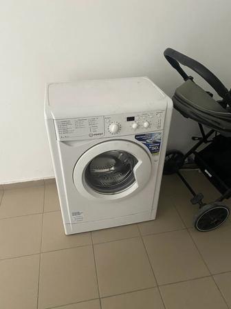 Продается стиральная машина