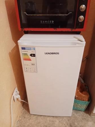 маленький холодильник офисный пользовались месяц