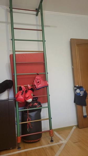 Продам турник. Шведская стенка