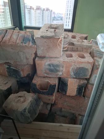 Срочно продам красный жженый кирпич.