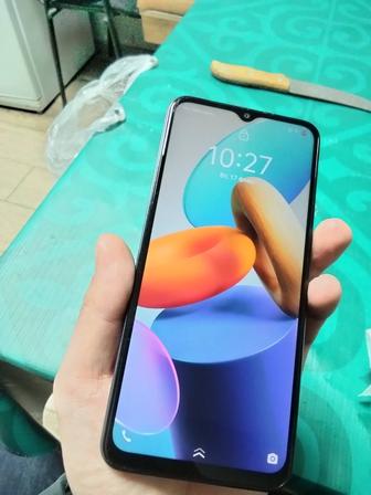 Продам VIVO Y22 4/64GB