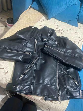 Куртка кожаная женская