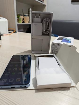 Продам телефон Xiaomi note 13 8/256Gb blu