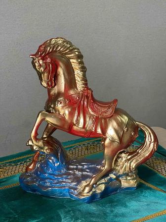Сувенир лошадь