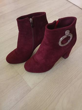 Сапоги женский 39