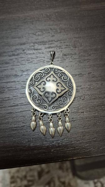 Серебряный медальон подвеска