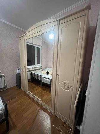 Продам шифоньер