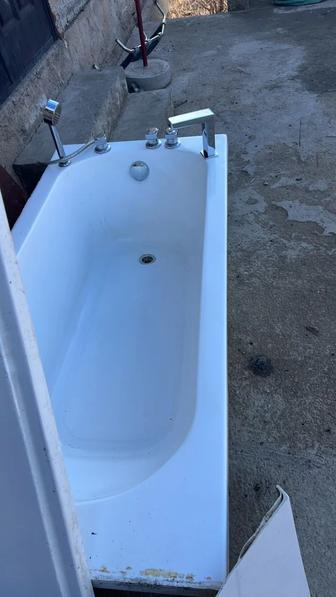 Ванна в хорошем состоянии