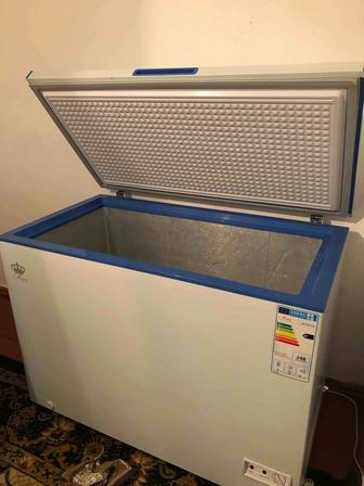 Продам морозильник