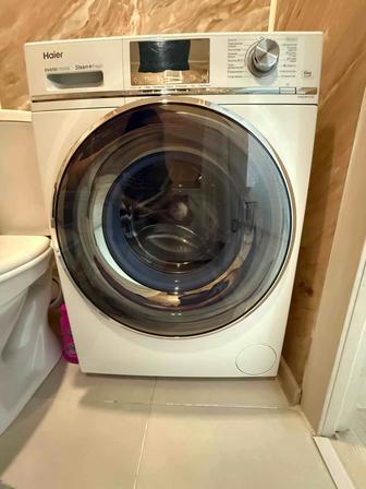 Продам стиральную машинку автомат Haier на 6 кг
