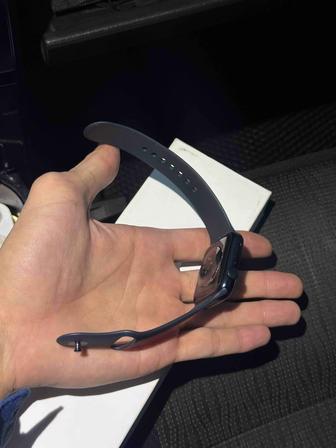 Продаю часы Apple watch 9 серий 45 мм в хорошом качестве