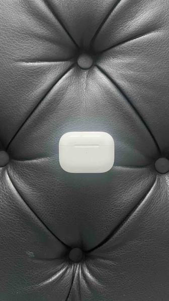 Наушники Apple AirPods Pro