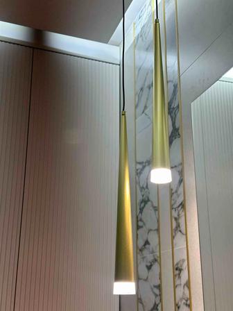 Бра потолочное