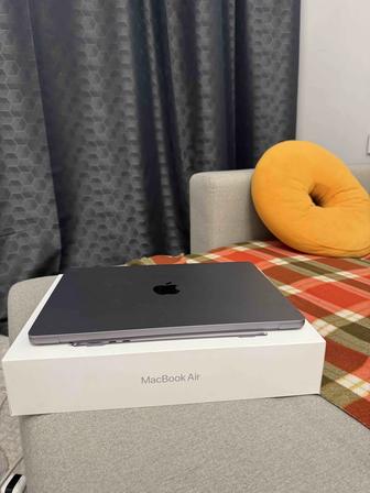 Продам ноут MacBook Air 13