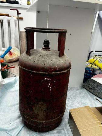 Газовый баллон отдам бесплатно