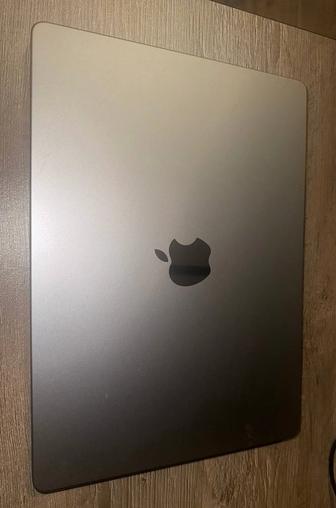Продам MacBook Pro 2021