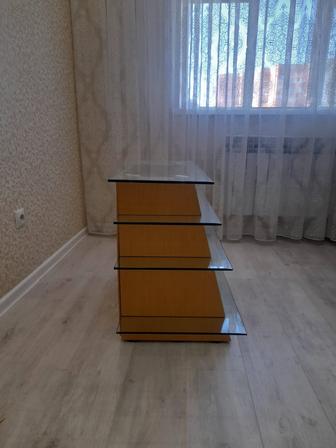 Продам подставку для телевизора.