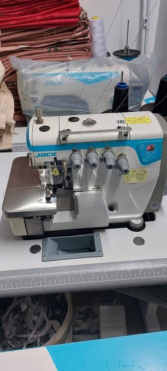 Оверлок Jack F4s