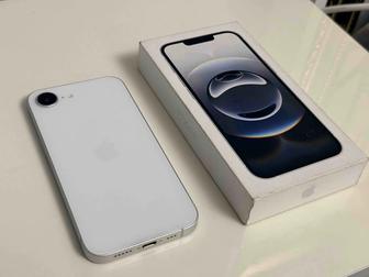 iPhone 16e 128 gb отличном состоянии