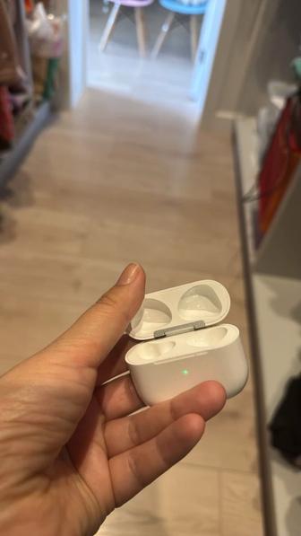 AirPods 3 кейс от наушников оригинал вместе с коробкой