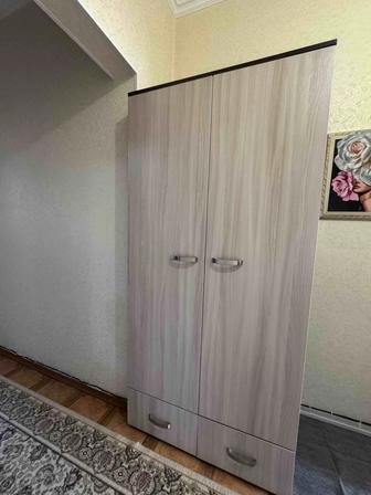 Продам вещевой шкаф/двустворчатый