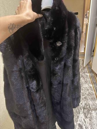 Продам норковую шубу