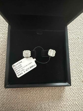 Пуссеты квадратные крупные