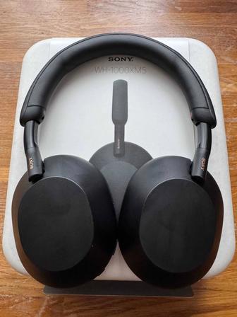 Sony Wh-1000xm5