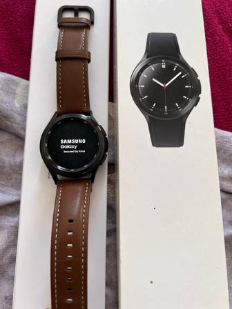 Смарт-часы Samsung Galaxy Watch 4 Classic