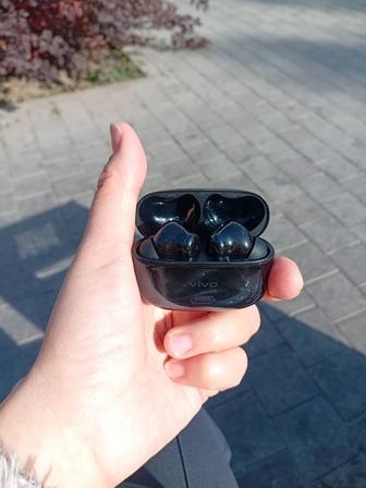 Наушники vivo v25