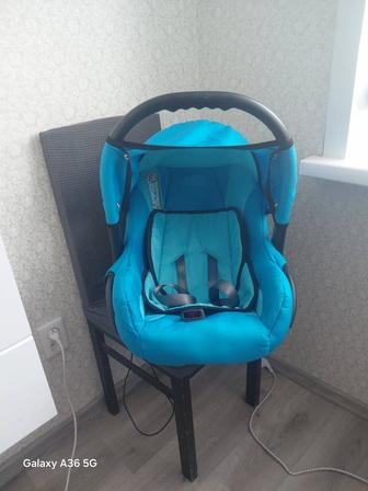 Продам детскую коляску срочно