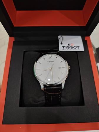 Продаю оригинальные часы Tissot.
Состояние абсолютно новые, не носились.