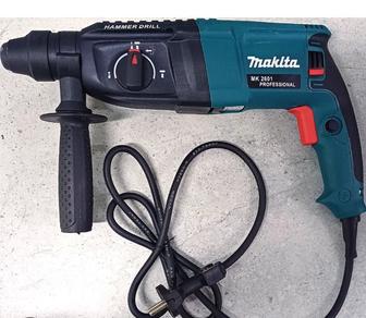 Перфератор Makita