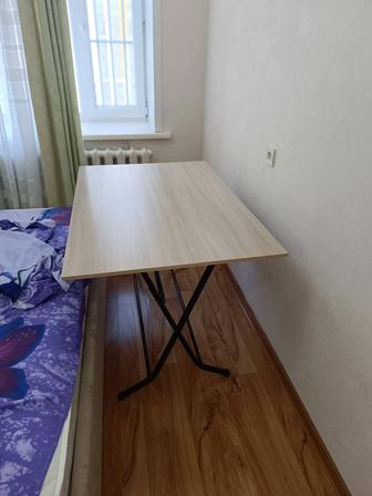 Продается стол