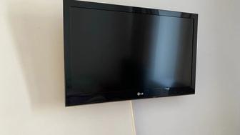 Продам телевизор LG
