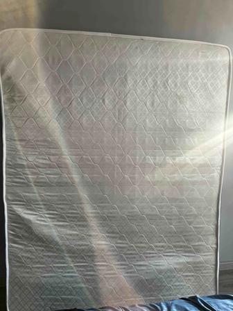 Продам матрас б/у
Состояние хорошее, чистый, без повреждений.
Размер 200