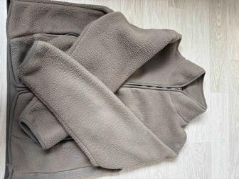Продам флисовую кофту от Pull and Bear