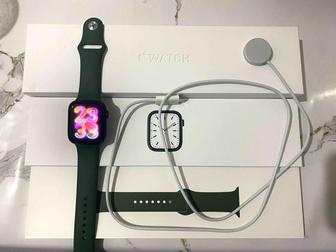 Apple Watch 7 45 мм зеленый
