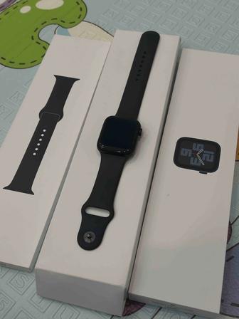 Продам Apple watch SE 40mm